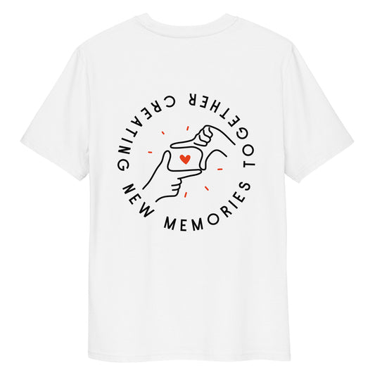 "Creating New Memories Together" Unisex-Bio-Baumwoll-T-Shirt